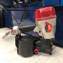 MAX SuperFramer CN890F2 3-1/2" Coil Framing Nailer (Refurbished)