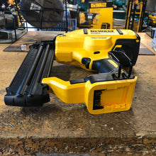 DEWALT DCN680D1 20V 18ga Cordless Brushless Brad Nailer Kit (Refurbished)